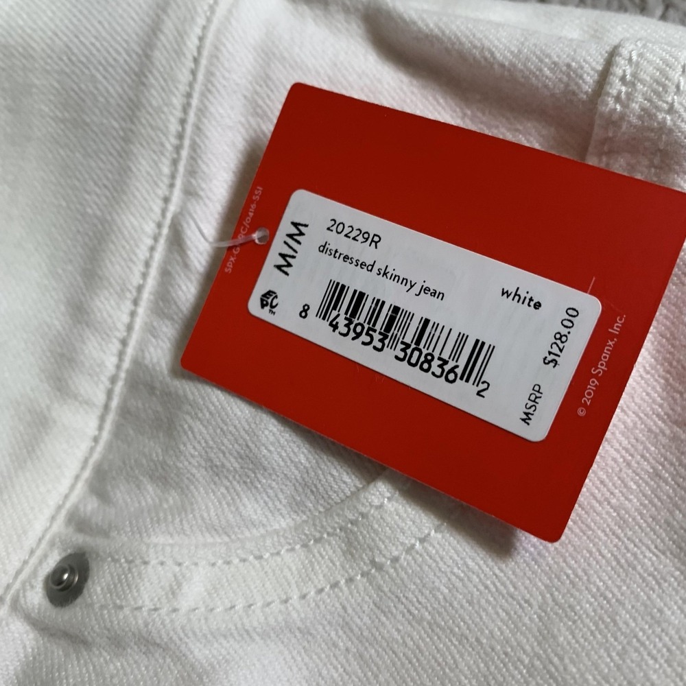 Spanx Distressed Skinny Jeans Womens Medium White Mid Rise Shaping Stretch NEW - Picture 6 of 16